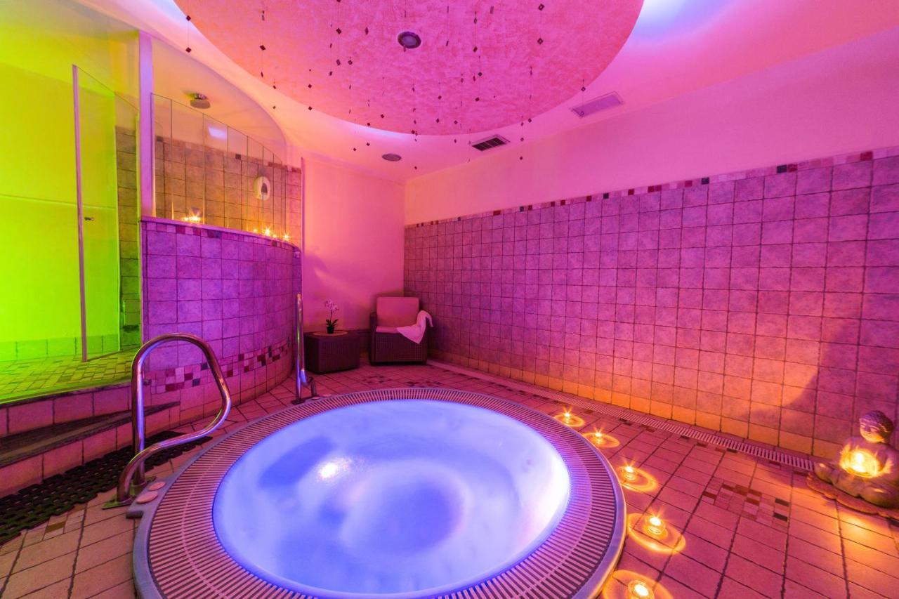 Hotel Palma Benessere Rimini Zewnętrze zdjęcie