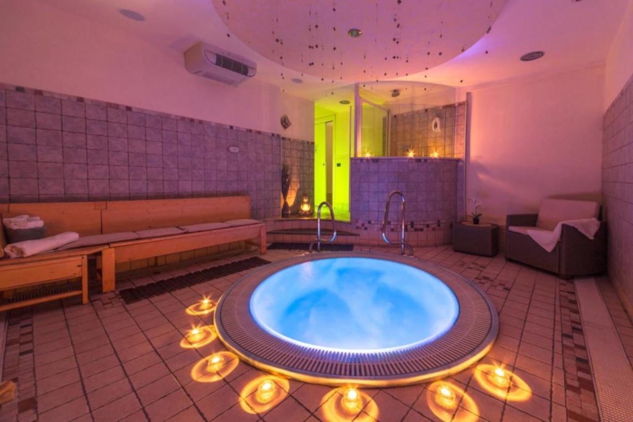 Hotel Palma Benessere Rimini Zewnętrze zdjęcie