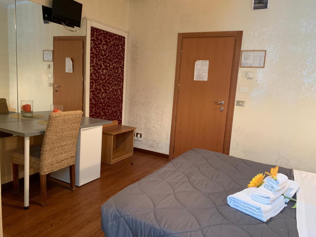 Hotel Palma Benessere Rimini Zewnętrze zdjęcie