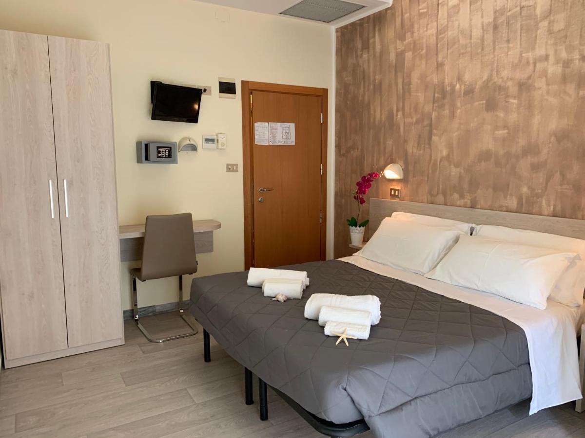 Hotel Palma Benessere Rimini Zewnętrze zdjęcie