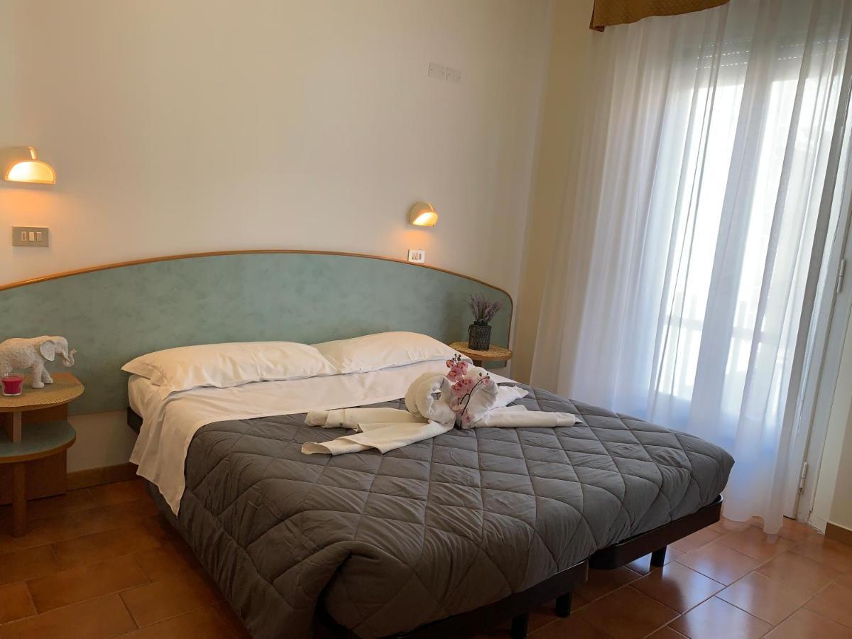 Hotel Palma Benessere Rimini Zewnętrze zdjęcie