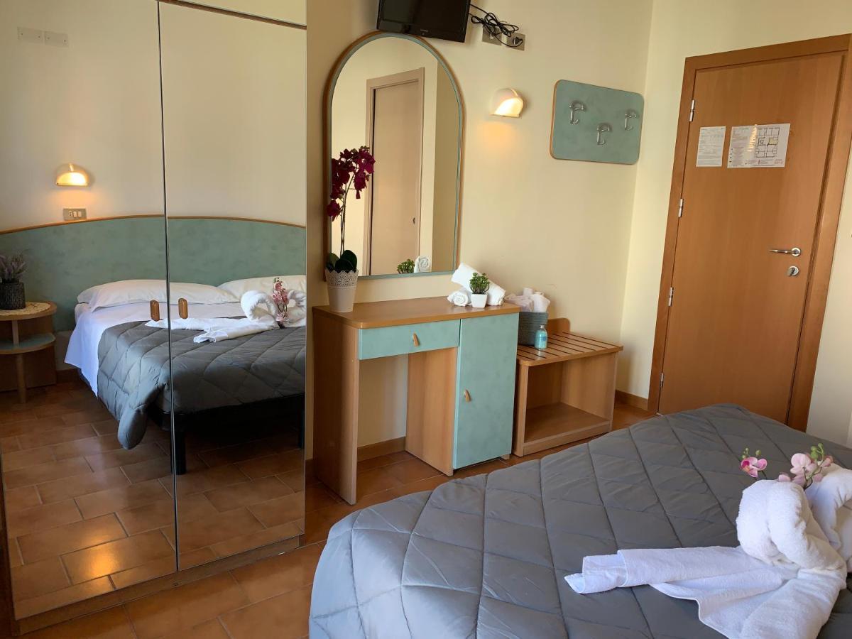Hotel Palma Benessere Rimini Zewnętrze zdjęcie