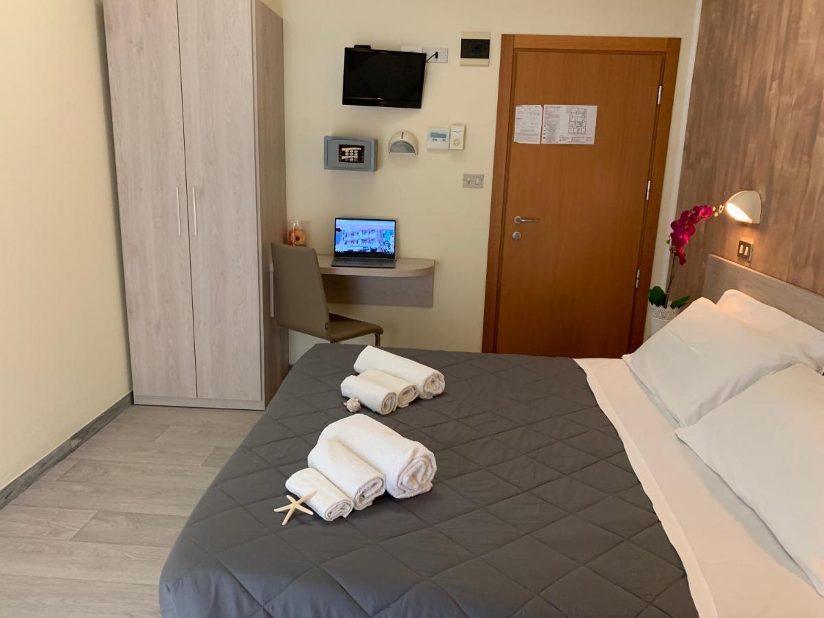 Hotel Palma Benessere Rimini Zewnętrze zdjęcie