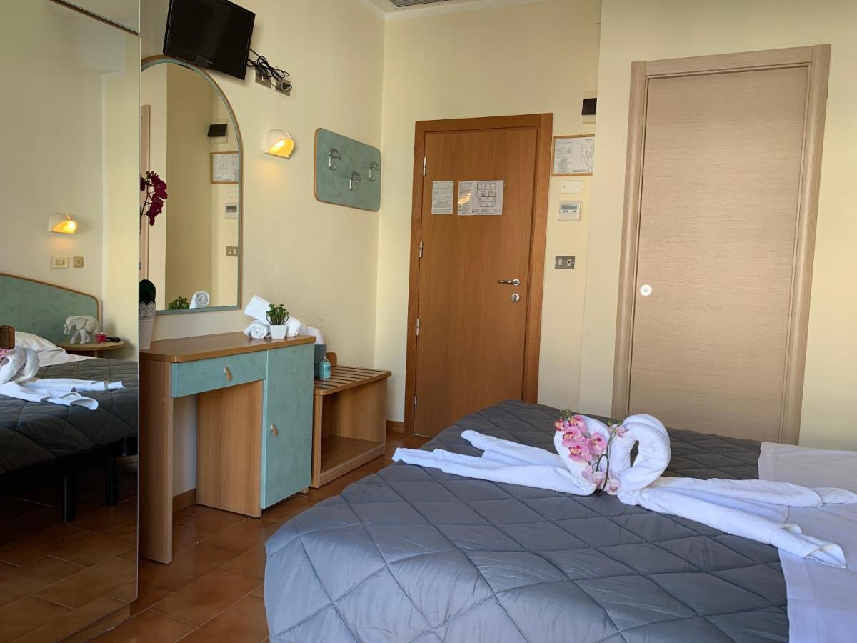 Hotel Palma Benessere Rimini Zewnętrze zdjęcie